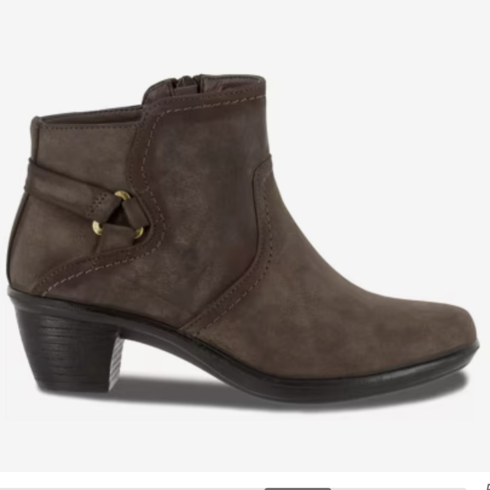 NIB easy street | Women's Brown Dawnta Faux Leather Side Zip Ankle Boots Size 11